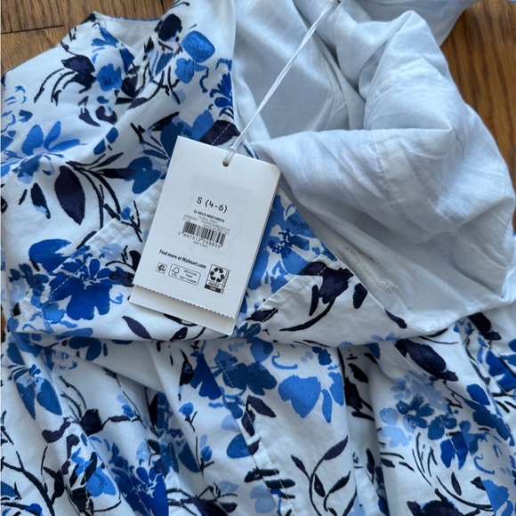 Elegant Blue Floral Midi Dress - Picture 3 of 6